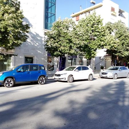 Vilma Apartment เบราท ภายนอก รูปภาพ