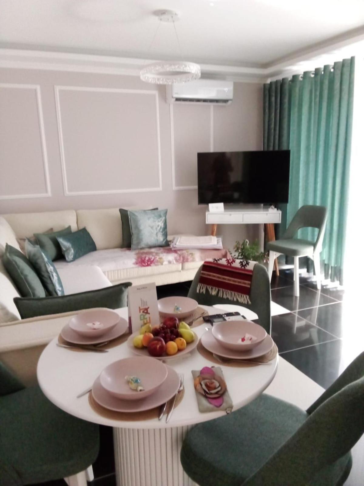 Vilma Apartment เบราท ภายนอก รูปภาพ